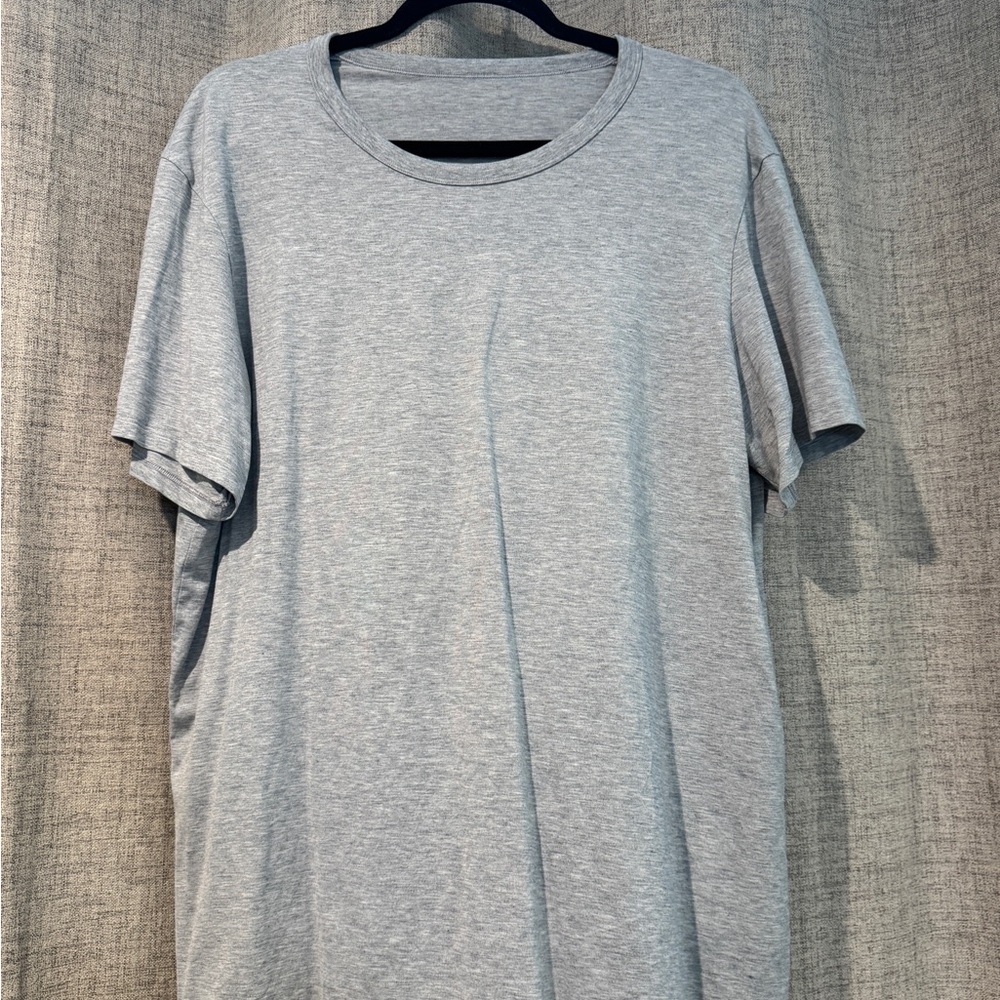 lululemon athletica Light Gray Short Sleeve Tee
